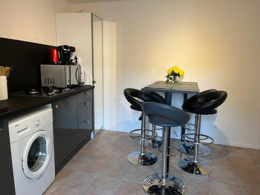 Appartement De Caractere Irigny Extérieur photo